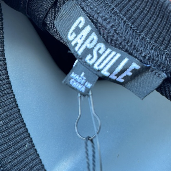 Capsulle Wonen Black Cutout Chain Mini Dress Size L - Picture 10 of 11